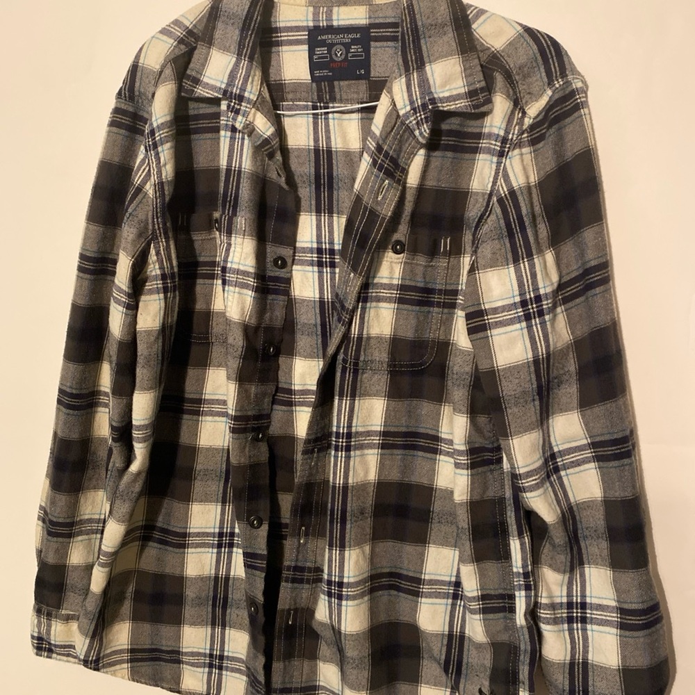 American Eagle Outfitters Blue and White Plaid Shirt